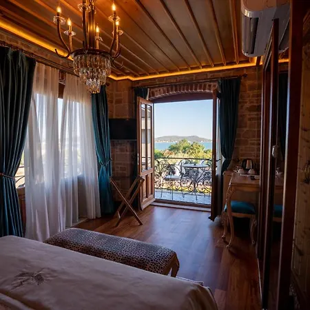 Hotel Cunda Baradiel