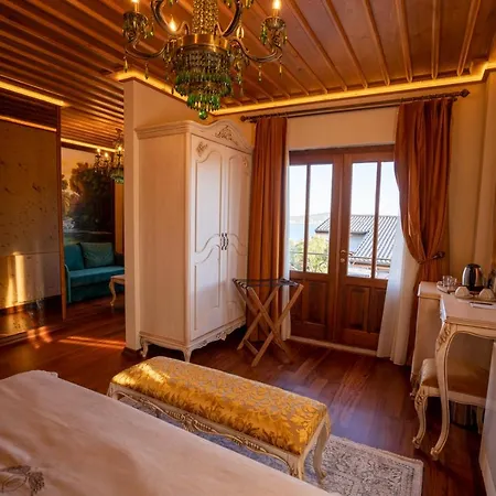 Hotel Cunda Baradiel *